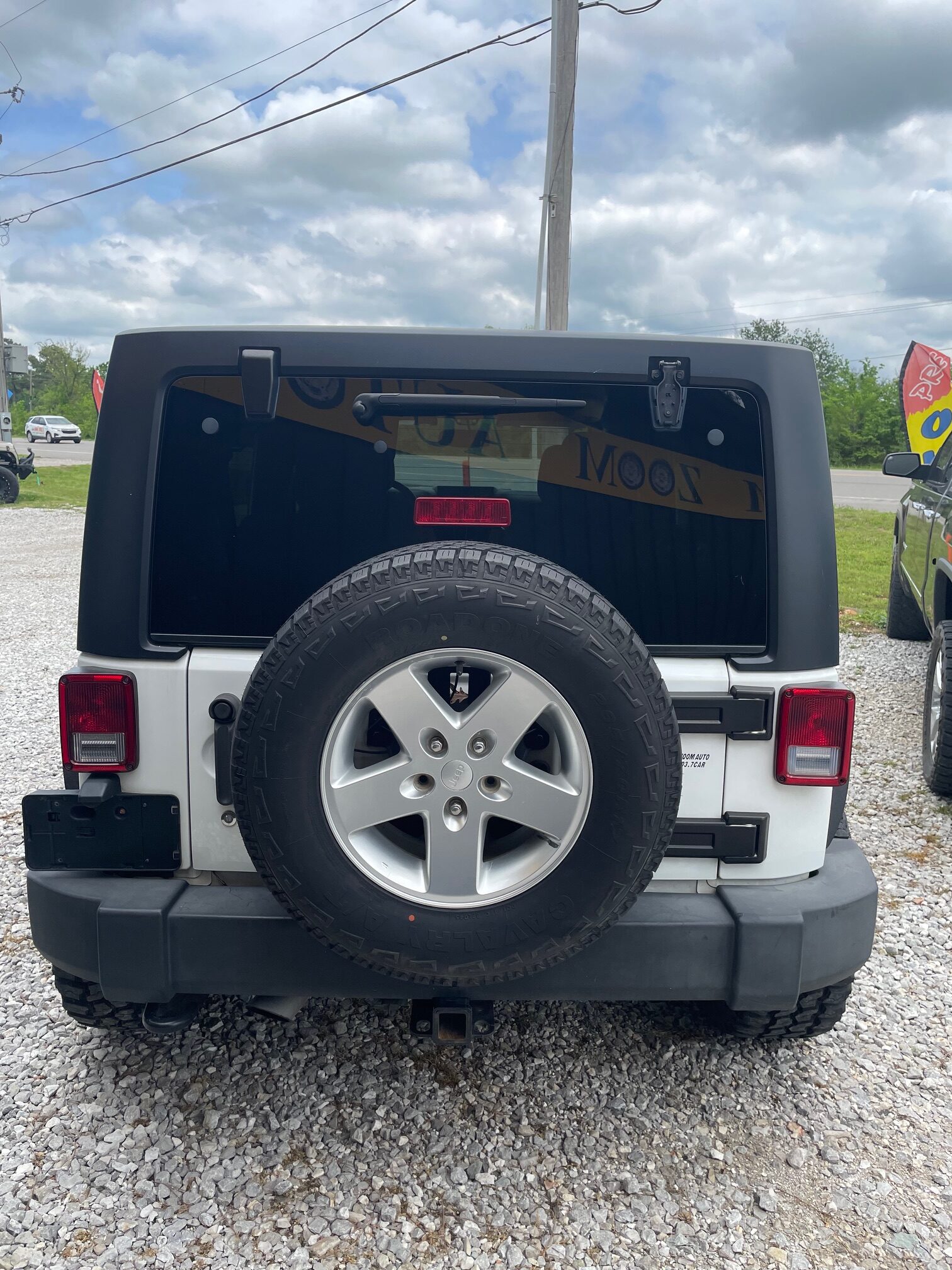 2015 White 4-Door Jeep Wrangler $114/week WAC - Image 4